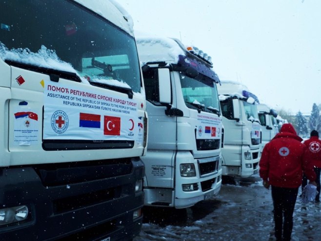 Republika Srpska sutra šalje 20 kamiona pomoći turskom narodu (FOTO/VIDEO)