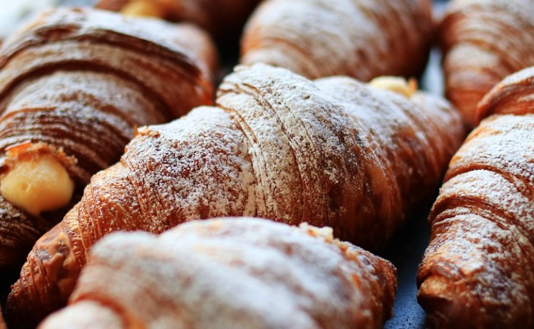 KOJA VAS NAVIŠE "BOLI"? Namirnice na koje treba da zaboravite poslije 40. godine