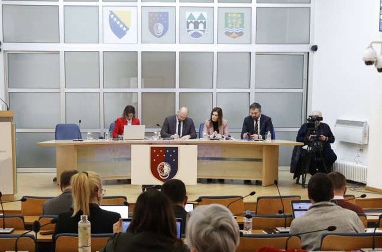 RAZRIJEŠEN NA LIČNI ZAHTJEV Edin Forto nije više premijer Kantona Sarajevo