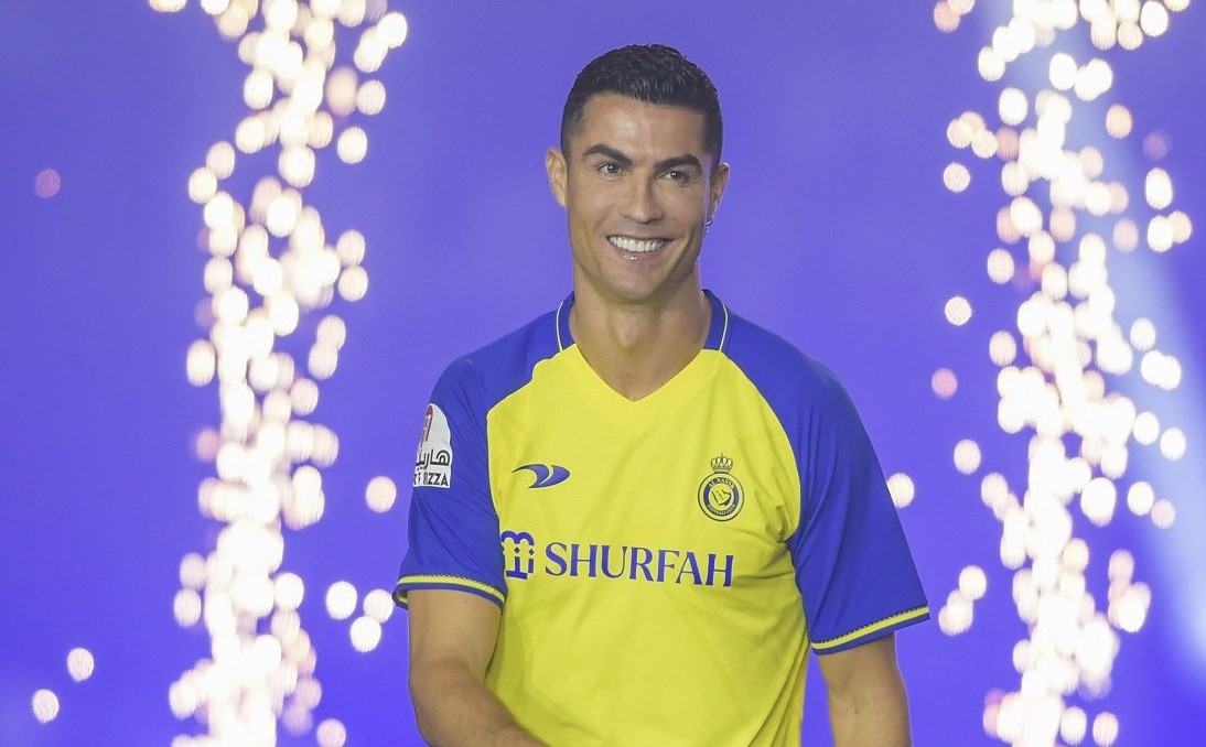 FUDBALER ODRIJEŠIO KESU Ronaldo uložio pare u igricu (VIDEO)