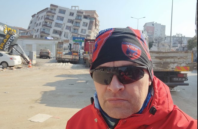 SVJEDOČENJE BIJELJINSKOG VOĐE SPASILAČKOG TIMA Vujanović iz Hataja: Ovo više nije grad, ovo je grobnica!