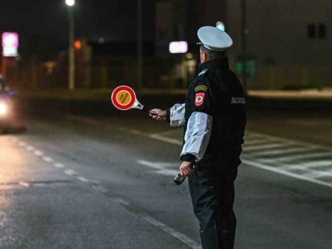 55-GODIŠNJI MUŠKARAC UPRAVLJAO PORŠEOM: Vozio 223 kilometra na sat gdje je ograničenje 80