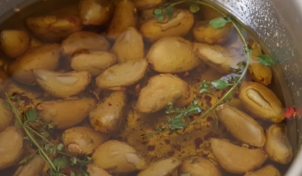 BOLJI JE OD SVJEŽEG Šta se dešava u vašem tijelu kada jedete pečeni bijeli luk?