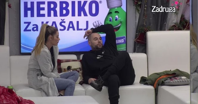 NAŠLA MU SE U NEVOLJI! Zvezdan smatra da je došlo vrijeme da plati Aninu petomjesečnu tugu za njim, ona ga sve vrijeme tješila! (VIDEO)