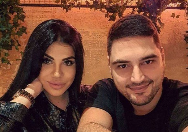 U ZANOSU Perućica sa suprugom objavio fotografiju iz kreveta, pa zapalio društvene mreže (FOTO)