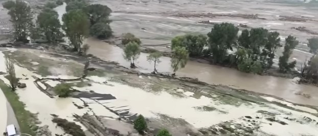DRAMATIČNI PRIZORI Ciklon razorio sjever Novog Zelanda, ima poginulih (VIDEO)