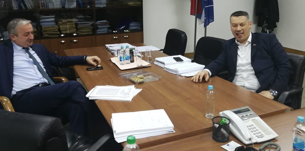 NIJE ŠIJA NEGO VRAT! Borenović tvrdi da nije pio kafu sa Nešićem, ovaj ga demantuje: Nismo pili kafu, pili smo vodu!