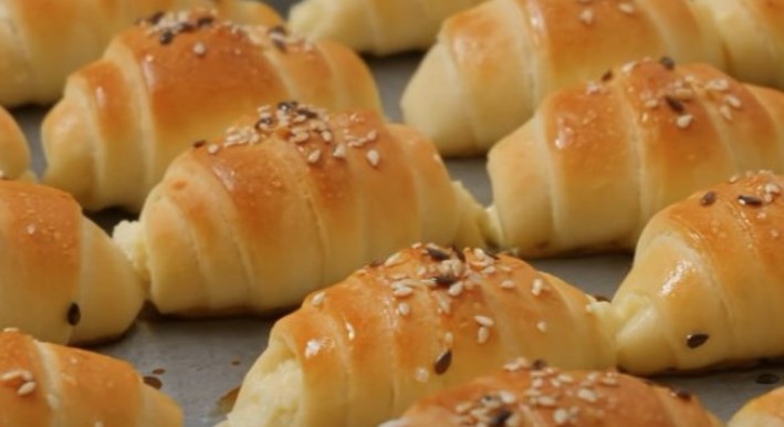 SAVRŠENE ZA SVAKU PRILIKU Uživajte u domaćim kiflicama