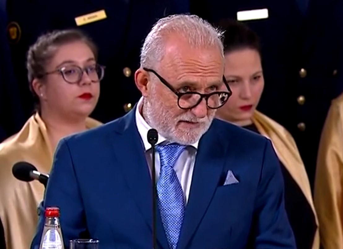 Lazar Ristovski uživa u ljubavi sa nekoliko decenija mlađom glumicom (FOTO)