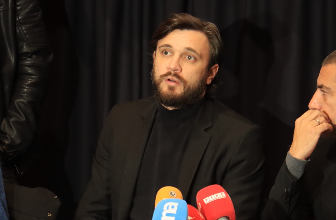 "PREŽIVJELI SMO SVOJU OLUJU NA SNIMANJU” Zlatan Vidović opisao teško iskustvo rada na filmu o stradanju Srba