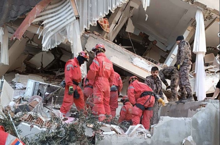 NE OSTAJE SE SAMO NA OVOME Transportovana humanitarna pomoć iz BiH za ugrožena područja Turske