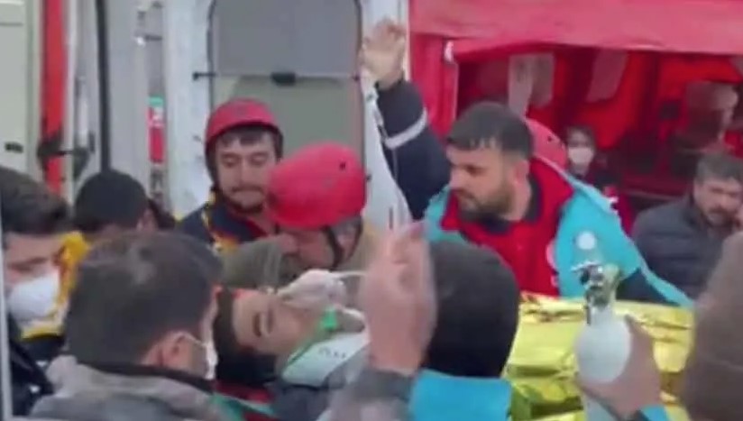 SPAŠENA BRAĆA NAKON 181 SATA PROVEDENA POD RUŠEVINAMA Harun (8) i Ejuphan (15) samo čudom ostali živi