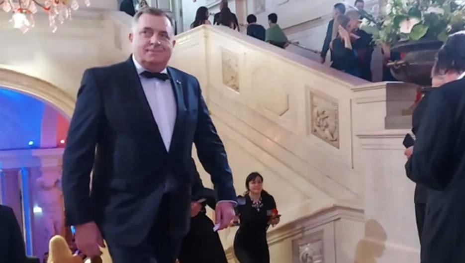 Svetosavski bal u Beču, prisustvuje i predjsednik RS Milorad Dodik (FOTO)