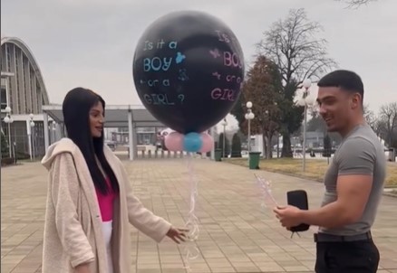 TARA SIMOV OTKRILA POL BEBE! Poruku obajvila na instagramu, čestitke se samo nižu (VIDEO)