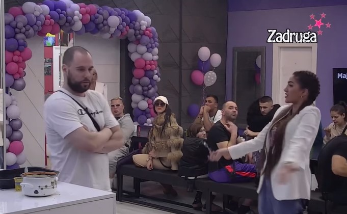 KAKAV NIZAK UDARAC! Anđela raskinula sa Zvezdanom, uništila Anu: Nije te varao samo sa mnom, a ti si mu se vraćala! (VIDEO)