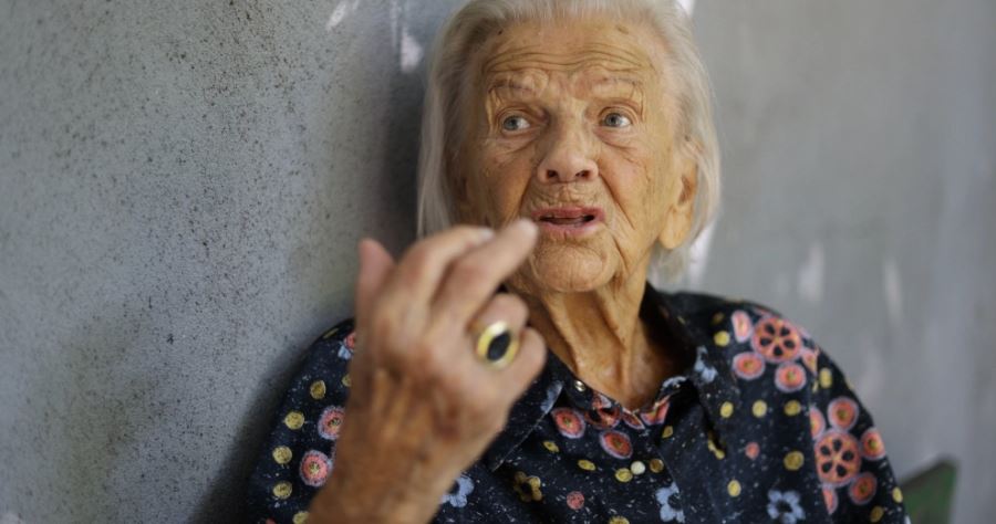 PREMINULA BRANKA VESELINOVIĆ Legendarna glumica napustila nas je u 105. godini života, bila najstarija živa glumica na svijetu