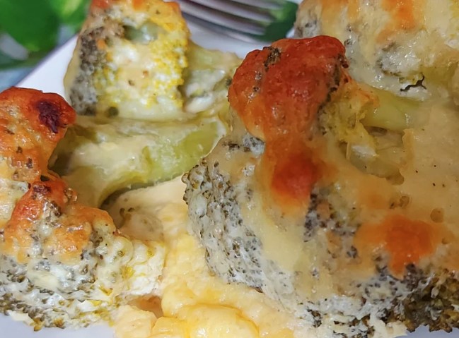 ZDRAV RUČAK PUN VITAMINA Brokoli u sosu od pavlake i kiselog mlijeka