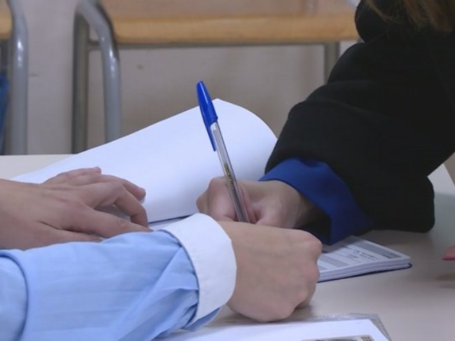 SITUACIJA NA "IZBORNOM TRŽIŠTU" SNSD želi sve lokalne zajednice, opozicija najveće centre