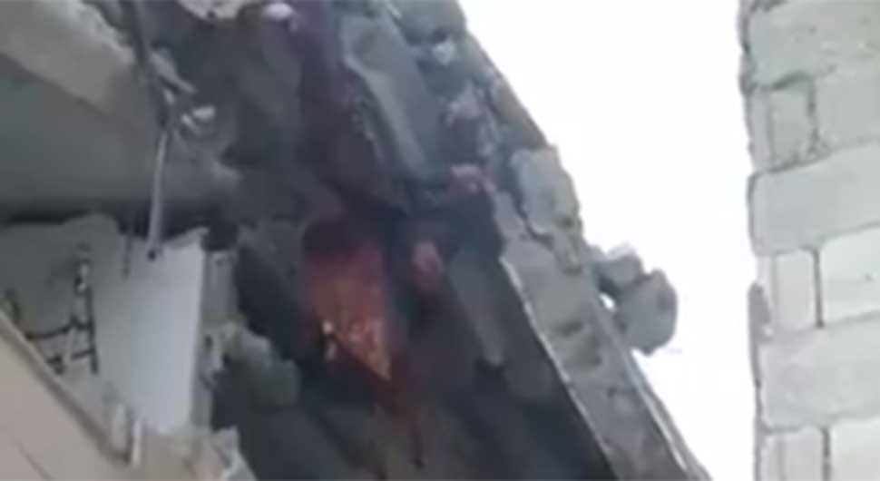 UZNEMIRUJUĆI PRIZORI IZ TURSKE Čovjek priklješten u ruševinama doziva u pomoć (VIDEO)