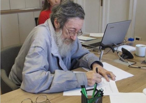 SVOJOM HUMANOŠĆU SVIMA ZADAO DOMAĆI ZADATAK! Zoran Kocić poklonio svoju vikendicu djeci oboljeloj od raka kako bi se što prije oporavili (FOTO)