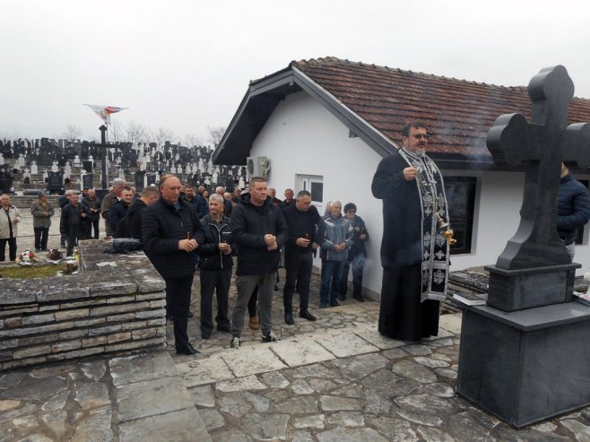 ODATA POČAST POGINULIM SRPSKIM BORCIMA Od egzodusa sarajevskih Srba 27 godina: I dalje traje otimanje njihove imovine u Federaciji (VIDEO)