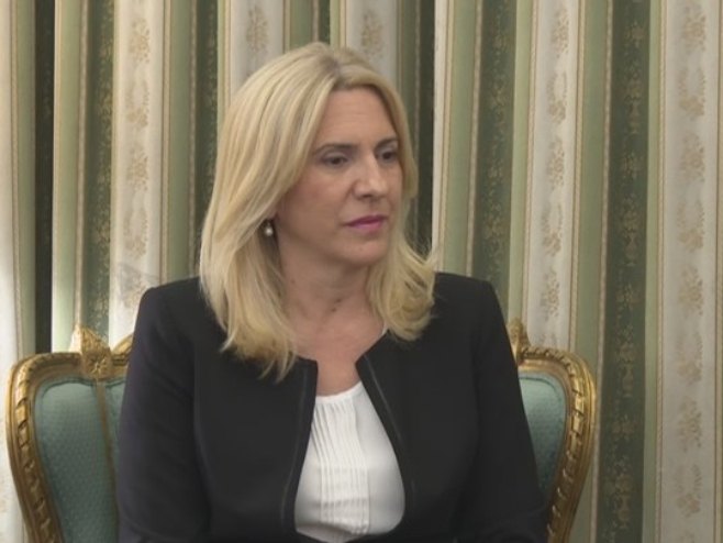 SVEČANOST U AMFITEATRU: Cvijanovićeva na obilježavanju šest godina od osnivanja Fakulteta bezbjednosnih nauka