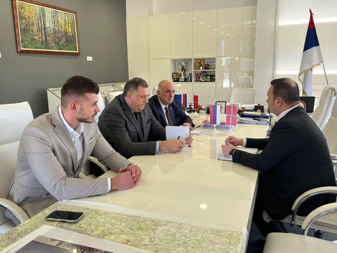 DODIK SA ĆOSIĆEM U ISTOČNOM SARAJEVU: Predsjednik Srpske večeras na svečanoj sjednici Skupštine