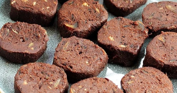OKUS KOJI VRAĆA U DJETINJSTVO Donosimo recept za zdravu čokoladnu alvu
