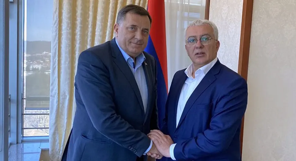 DODIK UVJEREN U MANDIĆEVU POBJEDU Pisao lideru DF-a: Branio si interese srpskog naroda...
