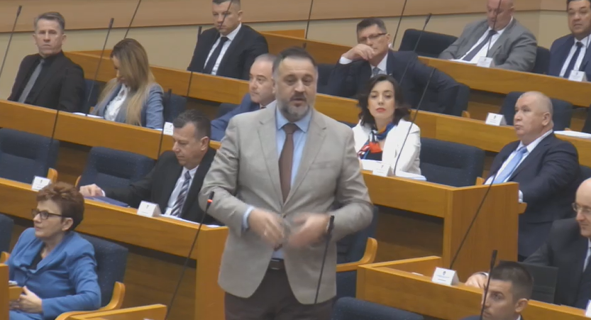 Ustavni sud postao političko oružje za razgradnju Dejtona