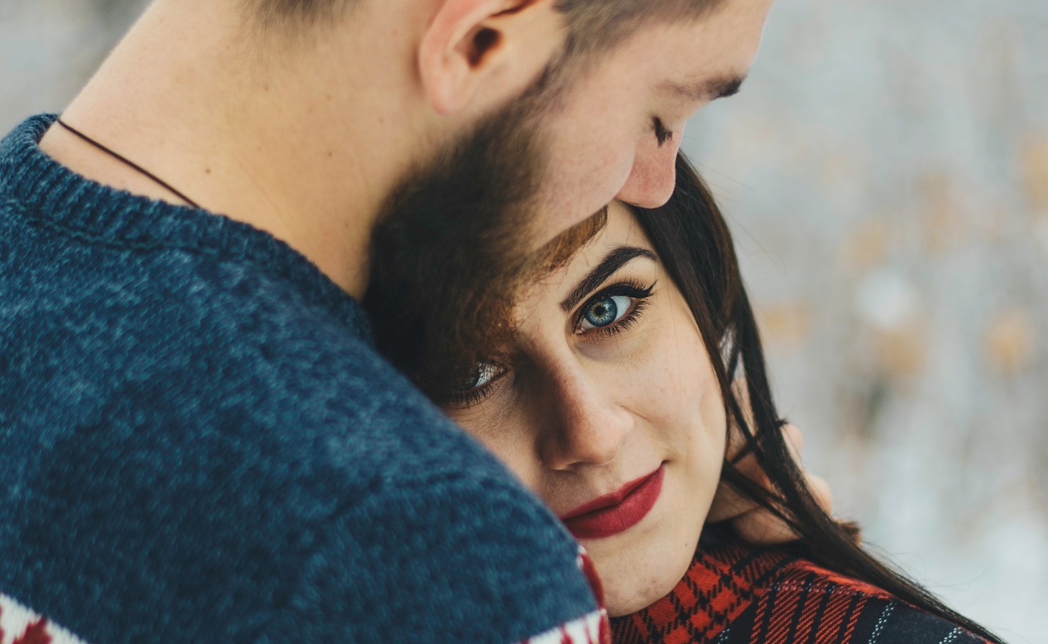 ŽENA SE UMORI OD BORBE ZA LJUBAV Najčešće greške zbog kojih muškarci gube partnerke