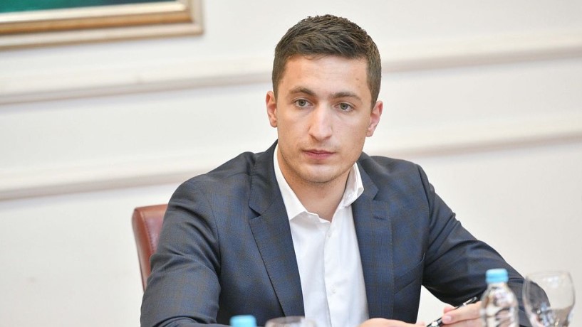 LAKŠE DO KROVA NAD GLAVOM Ilić: Povećati sredstva IRB-a za stambene kredite za mlade bračne parove