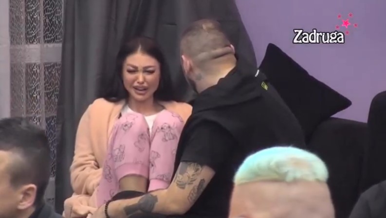 MOLI JE DA NE IZVRŠI SAMOUBISTVO Maja jeca na sav glas, Filip ne može da je obuzda: „Smiri se, ajde štakore“