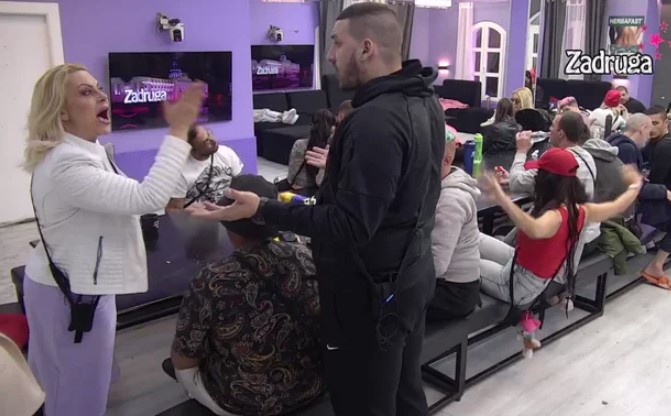 ULTRAPONIŽAVAJUĆE JE ŠTA ZOLA RADI MILJANI Marija ga žestoko isprozivala: Ne voliš je i nikad nisi! (VIDEO)