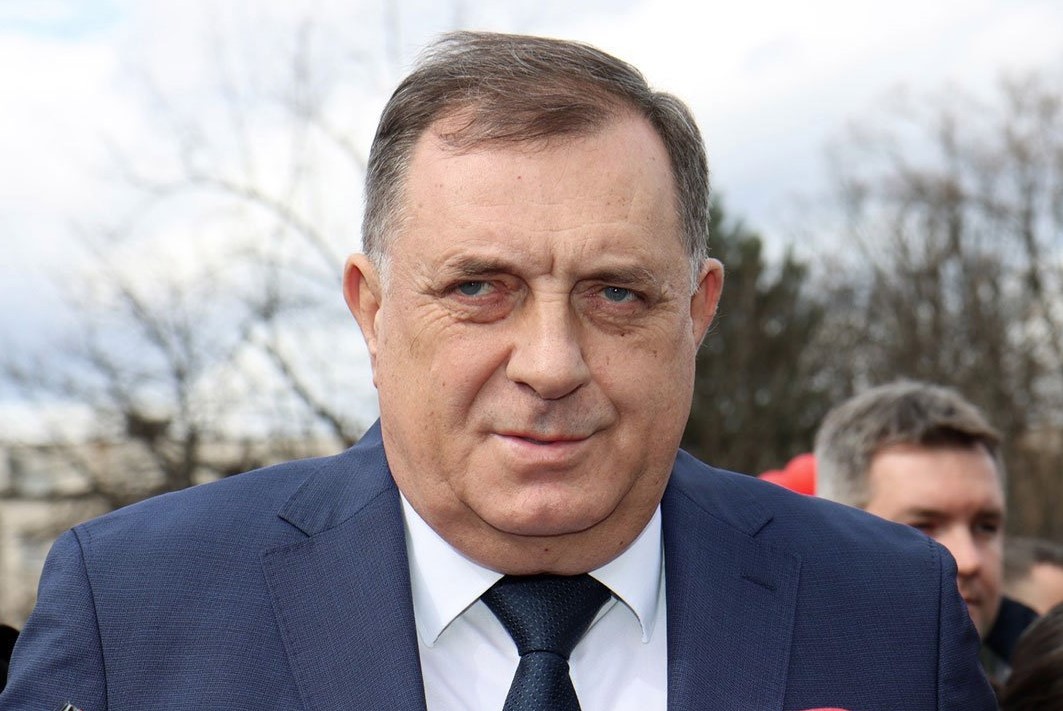 DODIK PREDLOŽIO KAVAZOVIĆU: "Registrujte Islamsku zajednicu kao političku partiju"