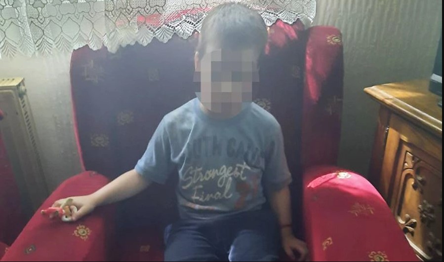 "MAJKA NEĆE NA SAHRANU DA MU DOĐE" Tužna sudbina Nemanje (6) koji je nastradao u septičkoj jami