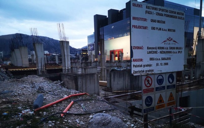 NESREĆA NA GRADILIŠTU U MOSTARU Radnik zadobio povrede opasne po život