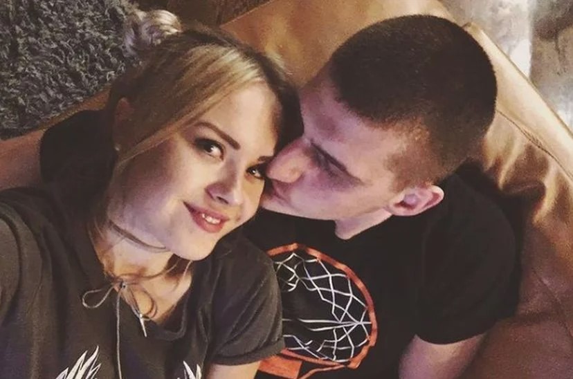JOKIĆEVA SUPRUGA PONOSNA Evo kako je Natalija ispratila istorijski meč supruga (FOTO)