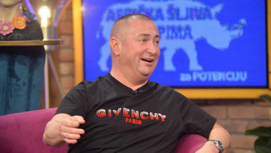 (FOTO) VESELJE U ĐANIJEVOJ PORODICI Organizovano spektakularno slavlje za krštenje unuke Nine