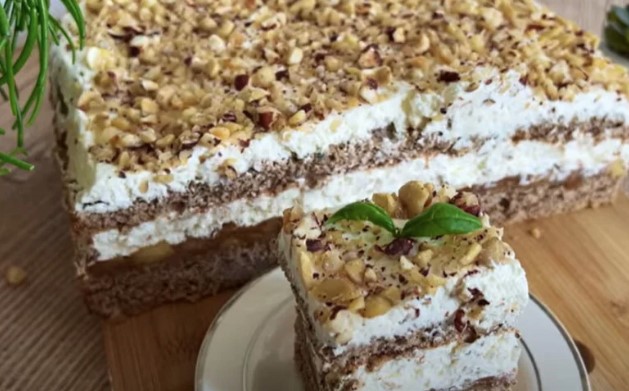 POSNA ŠEHERZADA TORTA Red karamele, red bijelog fila