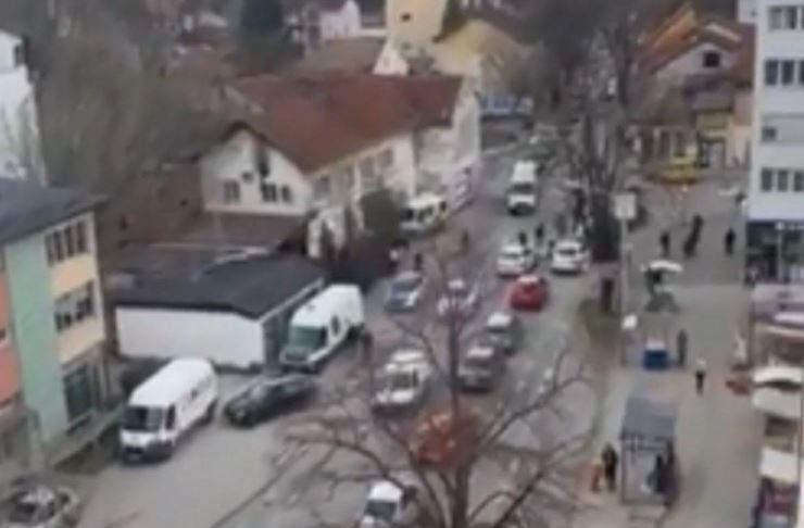 HAOS U BANJALUCI Lančani sudar u naselju Obilićevo, stvorila se gužva u saobraćaju (VIDEO)