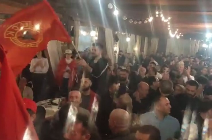 SKANDALOZAN SNIMAK IZ CRNE GORE Albanci slavili pobjedu uz zastave "velike Albanije" i povike "UČK" (VIDEO)
