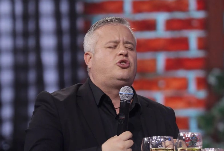 "IMAO SAM PRITISAK 230 SA 168" Nemanja Nikolić doživio infarkt dok je bio za volanom