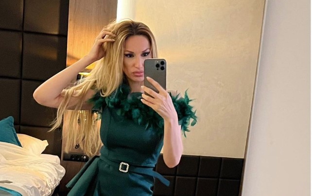 SVI PO BATAKE KOD RADE Pjevačica pokrenula novi biznis, ne da ocu da više prodaje toalet papir