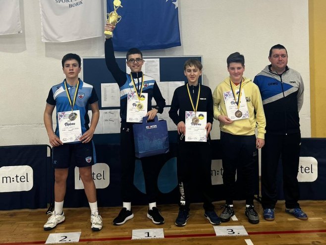 Đorđe Ćelić šampion BiH u kadetskoj konkurenciji stonotenisera