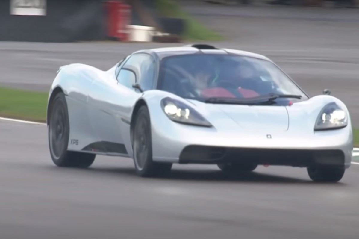 NE TEŽI NI TONU Superautomobil ušao u proizvodnju, jedna serija dobiće ime po Nikiju Laudi