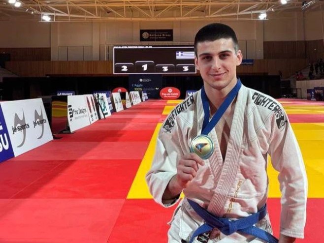 MARINKOVIĆ BRONZANI, BUNIĆ VICEŠAMPION Banjalučanima medalje na EP u džiju-džicu u Lilu (FOTO)
