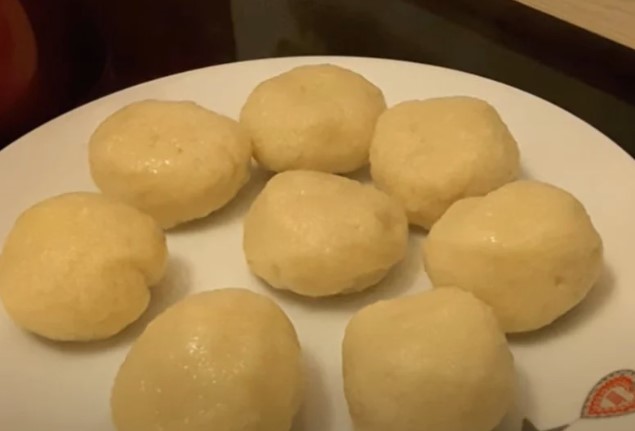 IDEALNE ZA POST NA VODI Jednostavne knedle od krompira koje se vrlo lako pripremaju