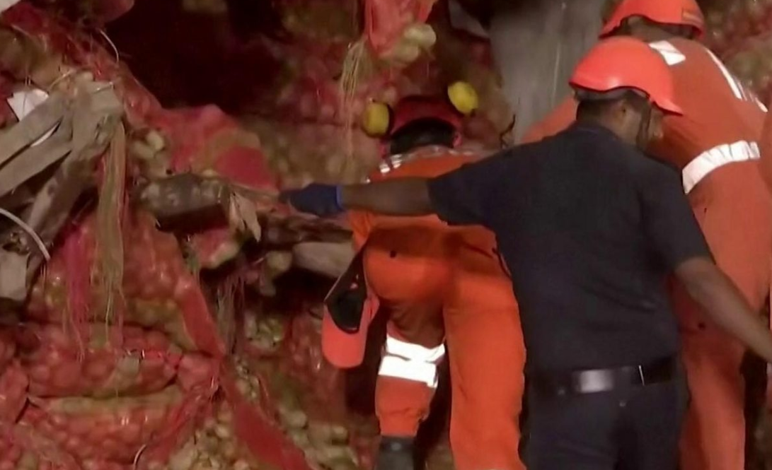 NAJMANJE OSAM ŽRTAVA Vreće krompira se sručile na ljude