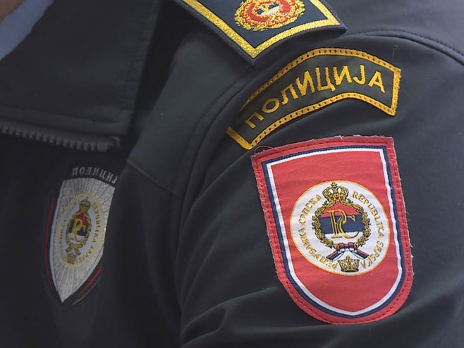 Oglasio se MUP RS u vezi sa nepropisno parkiranim automobilom Nebojše Vukanovića